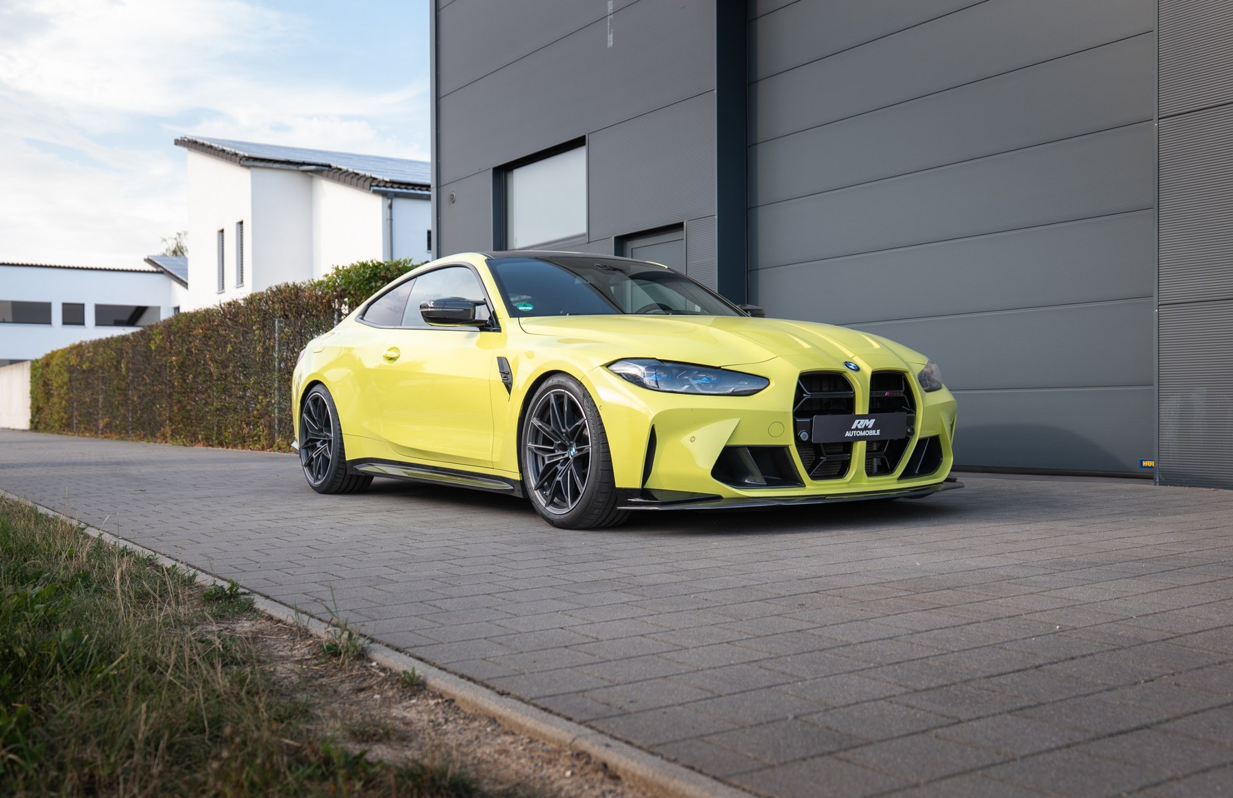 BMW M4 Gelb Metallic — Hauptansicht