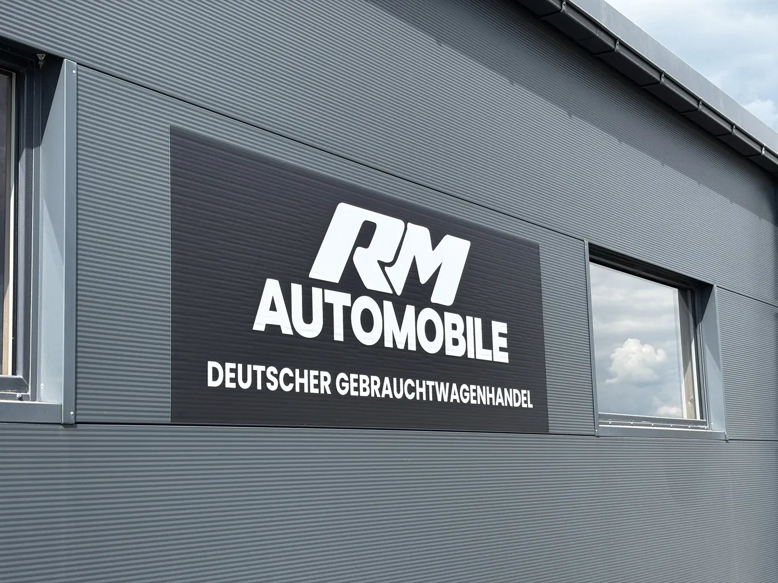 R&M Automobile — Halle in Hemau, Am Gewerbebogen 11