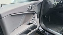BMW M135i Schwarz Metallic — Bild 16 von 28