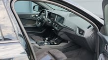 BMW M135i Schwarz Metallic — Bild 12 von 28